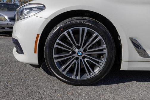 2019 BMW 540 i
