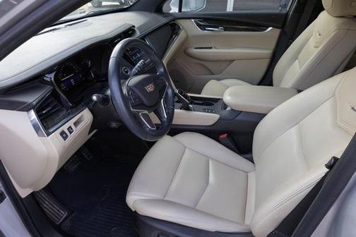 2019 Cadillac XT5 Base