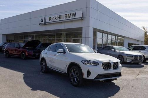 2025 BMW X4 xDrive30i