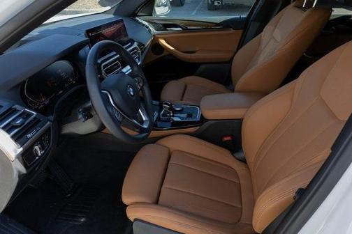 2025 BMW X4 xDrive30i