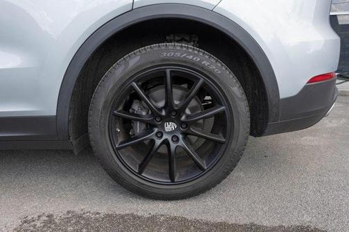 2020 Porsche Cayenne Base