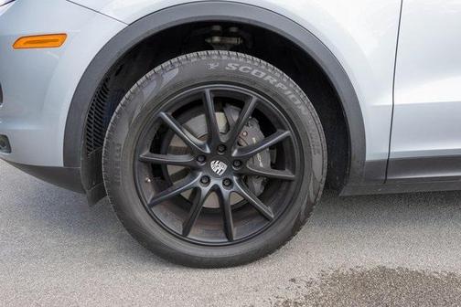 2020 Porsche Cayenne Base