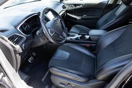 2016 Ford Edge Sport