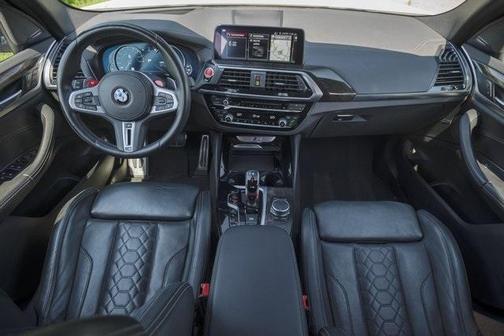 Photo 2 of 33 of 2020 BMW X3 M