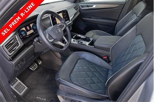2024 Volkswagen Atlas Cross Sport 2.0T SEL Premium R-Line