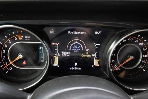 2022 Jeep Gladiator Sport