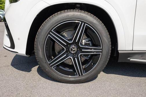 MANUFAKTUR Moonlight White Metallic 2026 Mercedes-Benz GLE 450 4MATIC