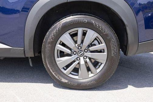 Deep Ocean Blue 2025 Nissan Pathfinder SV