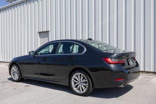 2024 BMW 330e xDrive