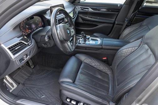 2020 BMW 750 i xDrive