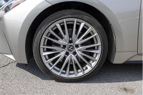 2023 Lexus IS 300 Base