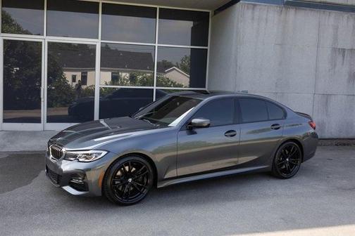 2022 BMW 330 i