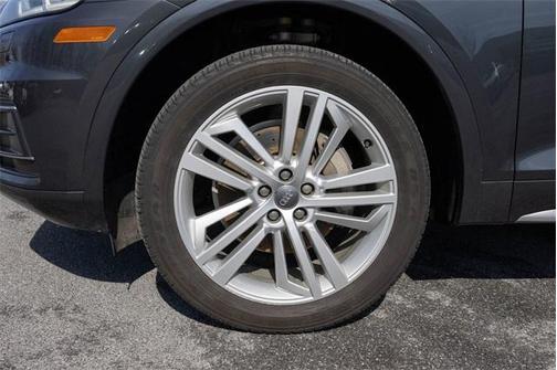 2018 Audi Q5 2.0T Premium Plus