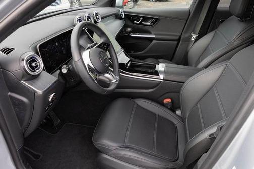 2025 Mercedes-Benz GLC 300 Base 4MATIC
