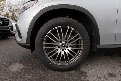 2025 Mercedes-Benz GLC 300 Base 4MATIC