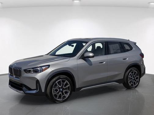 Space Silver Metallic 2026 BMW X1 xDrive28i