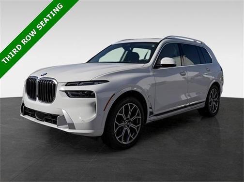 2025 BMW X7 xDrive40i