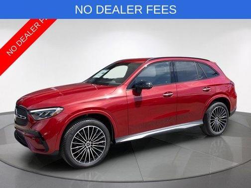 MANUFAKTUR Patagonia Red Metallic 2025 Mercedes-Benz GLC 300 Base 4MATIC
