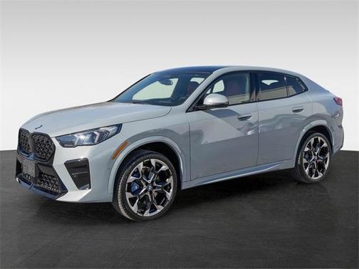 2025 BMW X2 xDrive28i