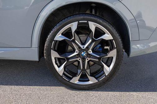 2025 BMW X2 xDrive28i