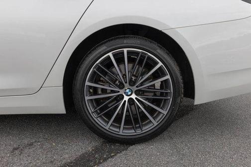 2023 BMW 540 i xDrive