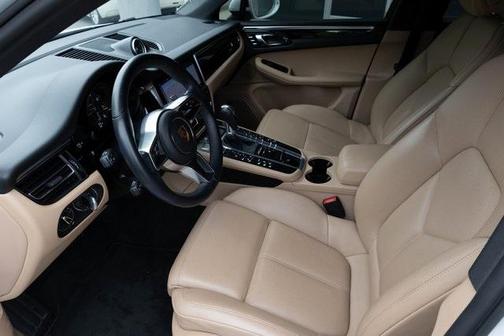 2021 Porsche Macan Base