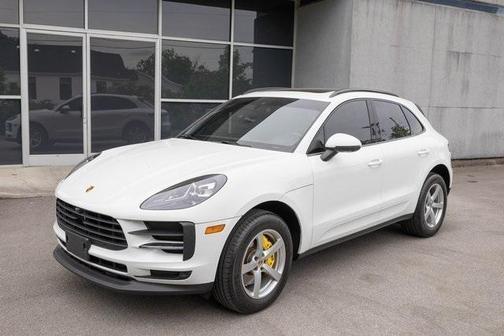 2021 Porsche Macan Base