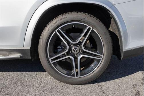 2025 Mercedes-Benz GLS 450 4MATIC