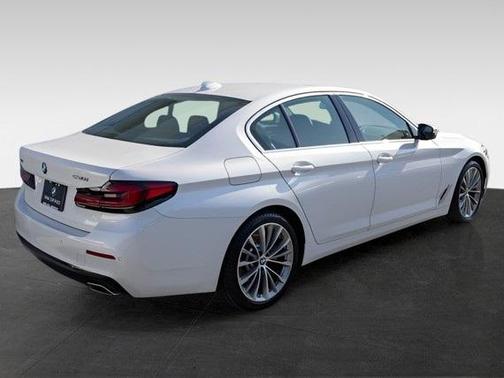 2022 BMW 530 i xDrive