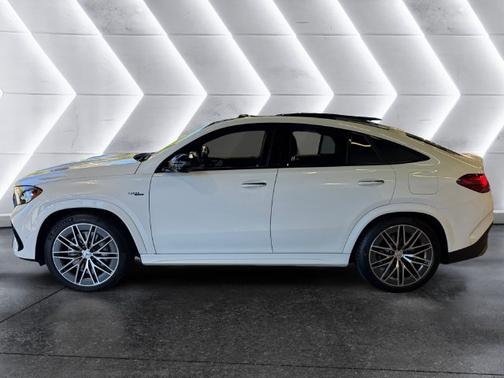 Moonlight White 2027 Mercedes-Benz AMG GLE 53e GLE 53EC4