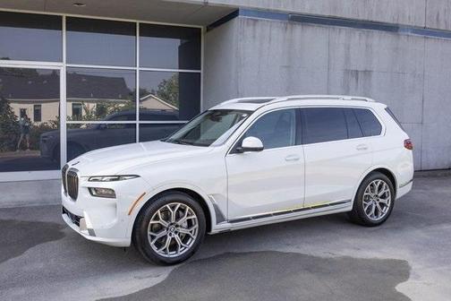 2024 BMW X7 xDrive40i