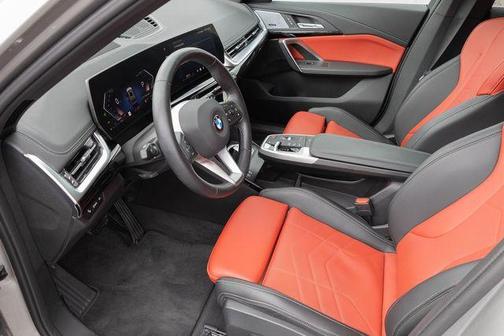 Space Silver 2025 BMW X1 xDrive28i