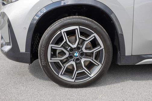 Space Silver 2025 BMW X1 xDrive28i