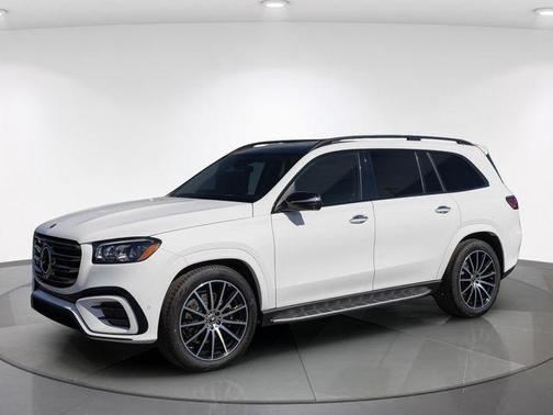 Polar White 2026 Mercedes-Benz GLS 450 4MATIC