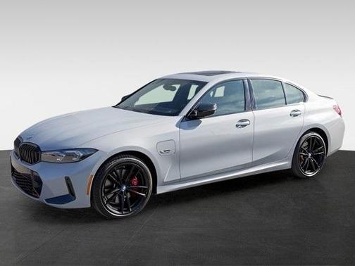 2023 BMW 330e xDrive