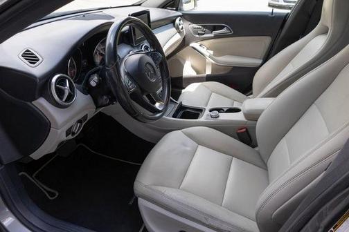 2015 Mercedes-Benz CLA-Class Base