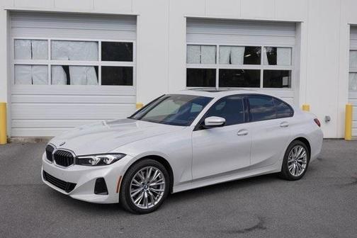 2023 BMW 330 i xDrive