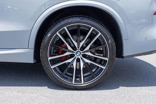 Gray Metallic 2026 BMW X5 xDrive40i