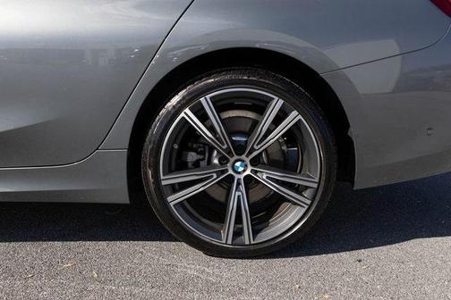 2024 BMW 330 i xDrive