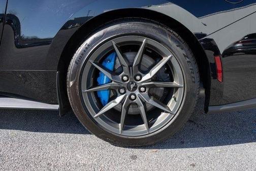 2024 Ford Mustang Dark Horse