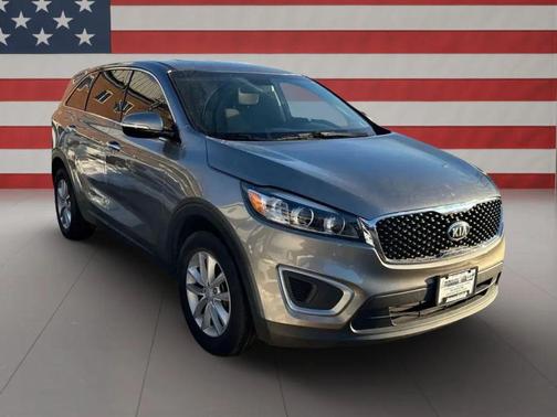 2017 Kia Sorento L