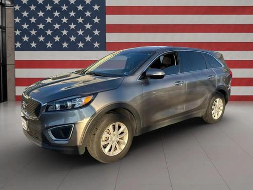 2017 Kia Sorento L