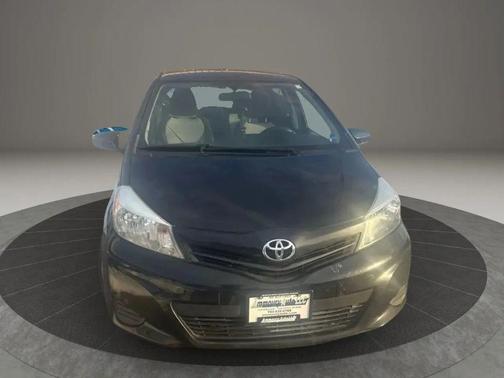 2013 Toyota Yaris L