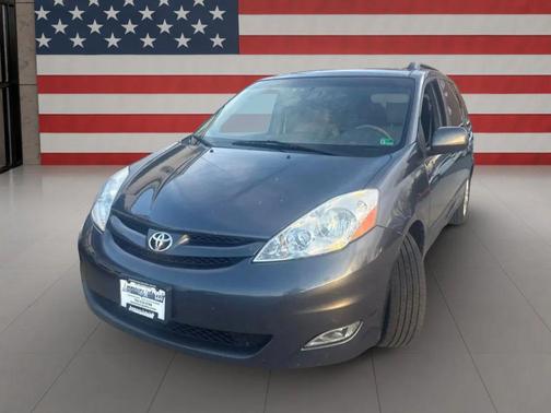 2008 Toyota Sienna XLE