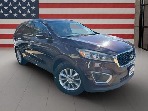 2016 Kia Sorento LX