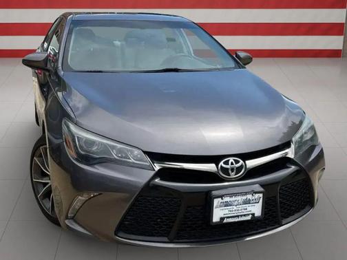 Gray 2016 Toyota Camry XSE