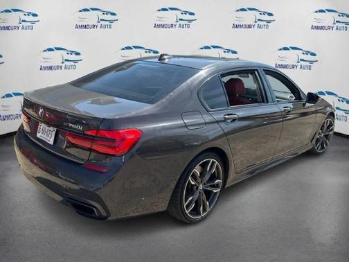 Gray 2018 BMW 750 I