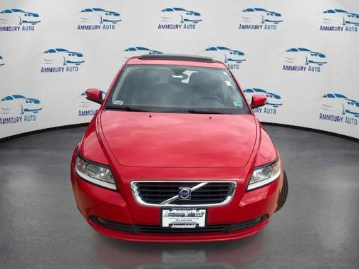 Passion Red 2009 Volvo S40 2.4i
