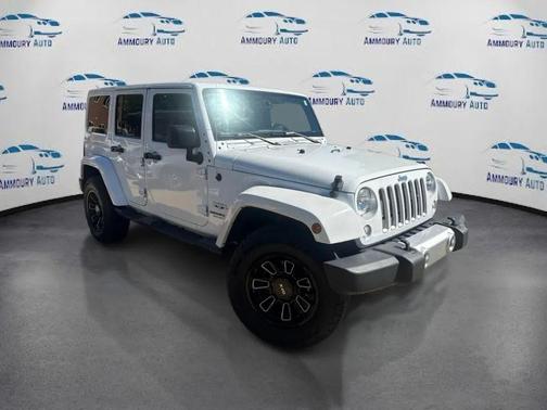 Bright White Clearcoat 2016 Jeep Wrangler Unlimited Sahara