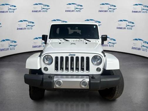 Bright White Clearcoat 2016 Jeep Wrangler Unlimited Sahara